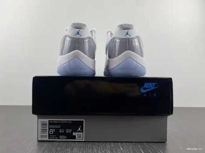 Rep TB Grey Cement 11 Air AV2187-140 Jordan Low 0508